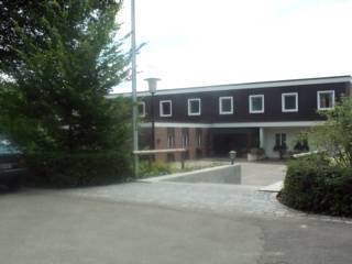 Landrat Dr. Wiesenthal Haus (Eingang)